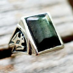 Vintage Mens Thunderbird Hematite Ring