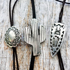 Mini Bolo Tie