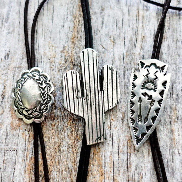 Mini Bolo Tie