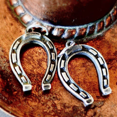 Southwest Charms & Tags Jewelry Red Rabbit Trading Lucky Horseshoe 